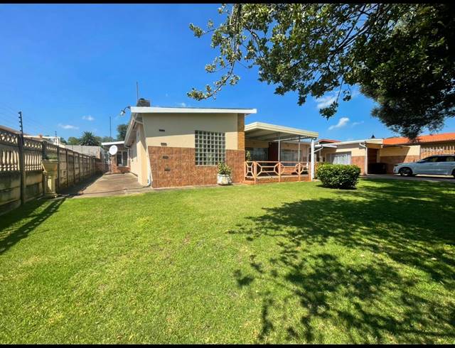 3 BEDROOM HOUSE FOR SALE IN CASSELDALE